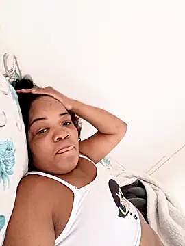 bruna6937 online show from March 2, 4:14 pm