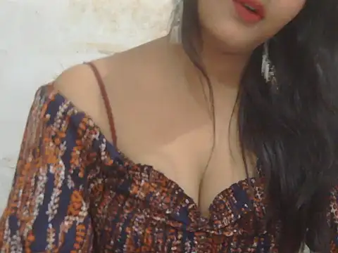 POOJA 199 online show from May 24, 8:08 am