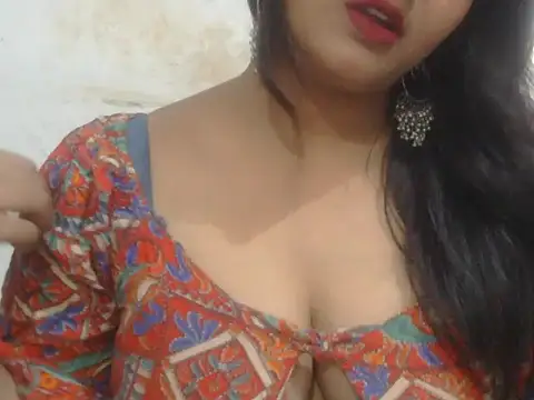 POOJA 199 online show from June 16, 6:05 am