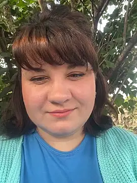 Big--tits online show from September 18, 5:31 am