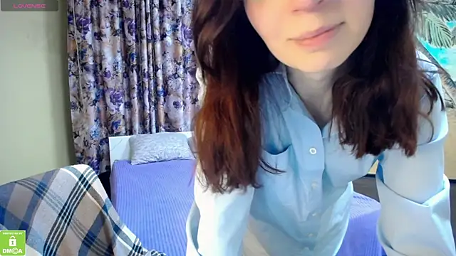 Graceful Lady online show from April 7, 9:32 am