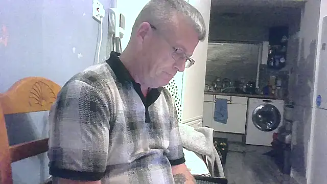 hefin18 online show from February 26, 11:04 pm