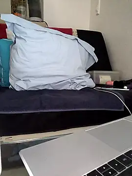 Volcaniiia online show from April 8, 12:49 pm