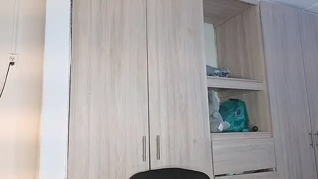 candice777 online show from March 15, 2:01 pm