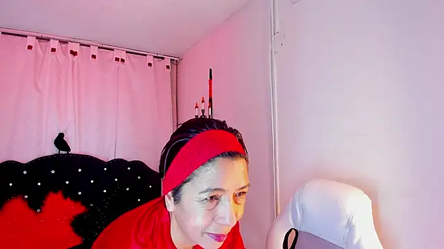 Trinityy   online show from January 7, 3:58 pm