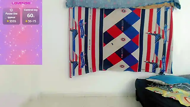 samanthaa hot  online show from March 6, 3:14 am