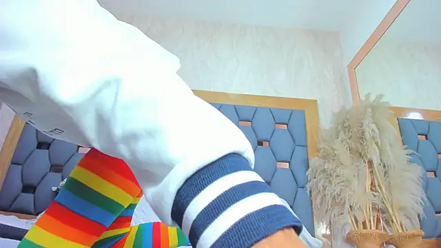 crystal sm online show from March 6, 3:14 am