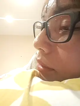 Ladyboyluxe online show from March 7, 6:49 pm