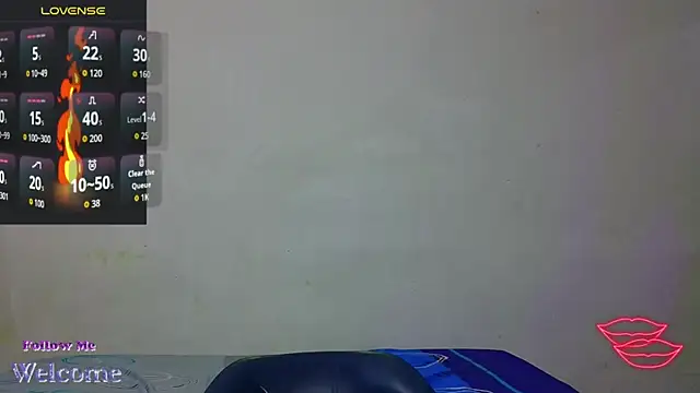Snapshot of dylan_apol0 chatting on April 18, 11:38 pm dylan apol0 online show from April 18, 11:38 pm