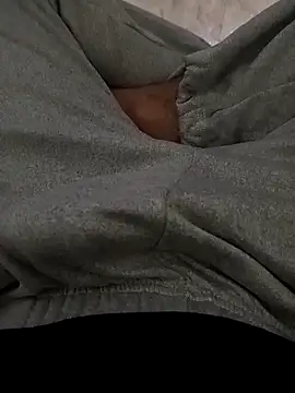 Snapshot of ADAM50001 chatting on December 5, 1:03 am ADAM50001 online show from December 5, 1:03 am