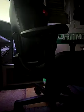 Snapshot of goncas23 chatting on September 27, 3:44 am goncas23 online show from September 27, 3:44 am