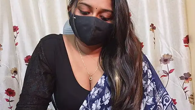 Snapshot of Pavani-Sexy chatting on July 17, 4:52 am Pavani-Sexy online show from July 17, 4:52 am