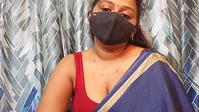 Snapshot of Pavani-Sexy chatting on July 21, 3:03 pm Pavani-Sexy online show from July 21, 3:03 pm
