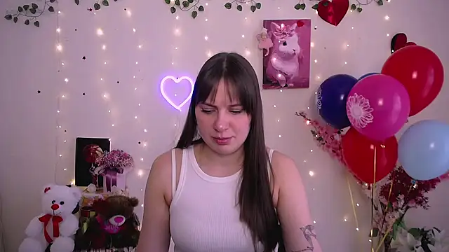 Amanda Bright  online show from March 25, 11:38 am