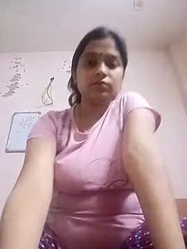 Snapshot of Trisha_71 chatting on May 11, 2:12 pm Trisha 71 online show from May 11, 2:12 pm