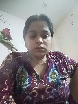 Snapshot of Trisha_71 chatting on May 20, 5:35 am Trisha 71 online show from May 20, 5:35 am