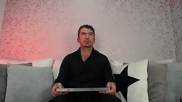 JuanKFit 45 online show from November 20, 1:33 pm