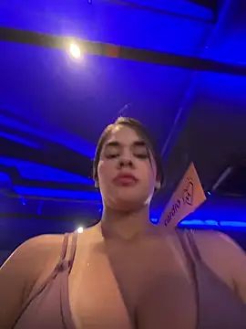 BellaLeclair online show from February 11, 5:18 pm