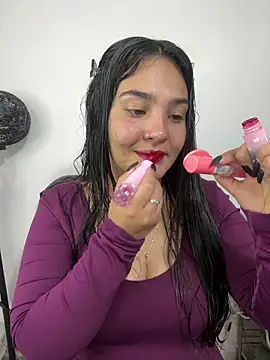 meli  brown online show from March 19, 3:54 am