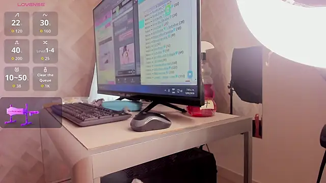 Clhoe Johnson online show from February 13, 12:34 pm