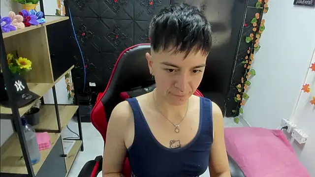 Snapshot of _Hannah_Hot chatting on March 2, 2:47 am Hannah Hot online show from March 2, 2:47 am