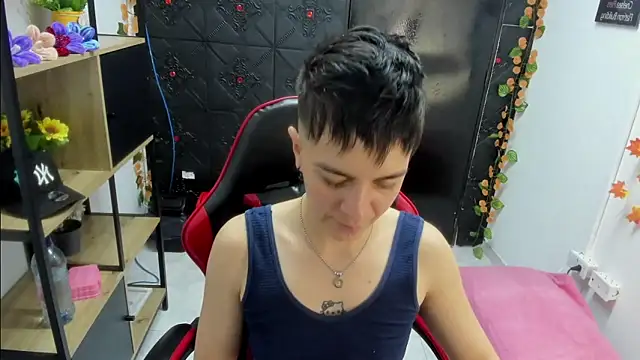 Snapshot of _Hannah_Hot chatting on March 2, 5:08 am Hannah Hot online show from March 2, 5:08 am