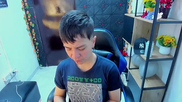  Hannah Hot online show from April 9, 2:55 am