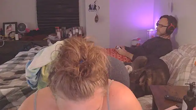 Snapshot of Sexyblonde12344 chatting on October 22, 12:11 am Sexyblonde12344 online show from October 22, 12:11 am