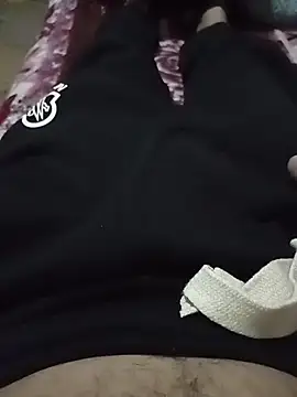 Snapshot of John_big345 chatting on March 12, 6:19 am John big345 online show from March 12, 6:19 am