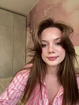 Snapshot of Rosie_Holmes_ chatting on October 4, 12:47 pm Rosie Holmes online show from October 4, 12:47 pm