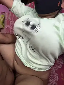 Snapshot of Priyajaanbaby chatting on June 8, 2:34 am Priyajaanbaby online show from June 8, 2:34 am