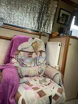 ladyboatlady online show from February 24, 7:28 am