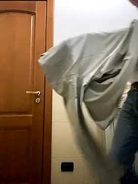 Snapshot of sasatimido chatting on October 2, 4:19 am sasatimido online show from October 2, 4:19 am