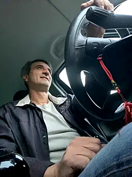 Snapshot of sasatimido chatting on October 3, 5:04 am sasatimido online show from October 3, 5:04 am