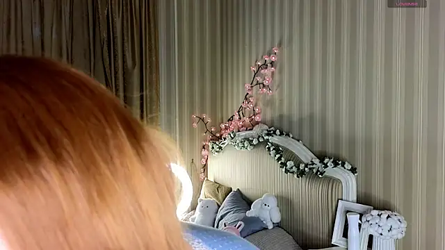 Juuulia  online show from March 6, 2:24 pm