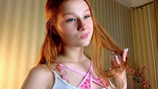Snapshot of Juuulia_ chatting on April 24, 2:30 pm Juuulia online show from April 24, 2:30 pm