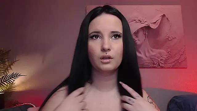 Snapshot of MikaSnake chatting on September 10, 8:42 pm MikaSnake online show from September 10, 8:42 pm