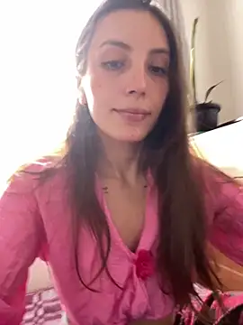 Snapshot of paula_miler1 chatting on April 18, 12:53 pm paula miler1 online show from April 18, 12:53 pm