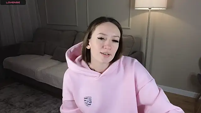 cutienaughtygirl online show from December 16, 10:09 am