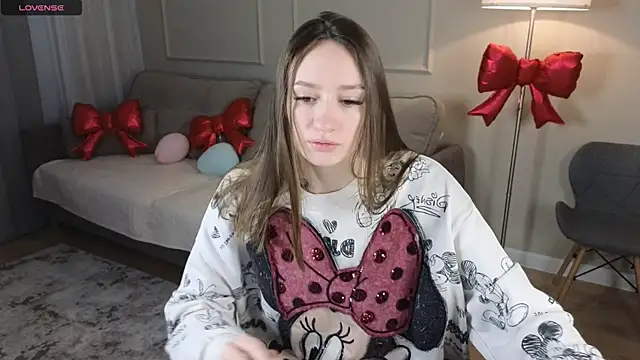 cutienaughtygirl online show from February 24, 7:06 am