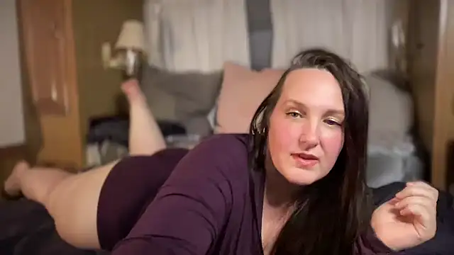 Just Trudy online show from February 12, 2:06 am