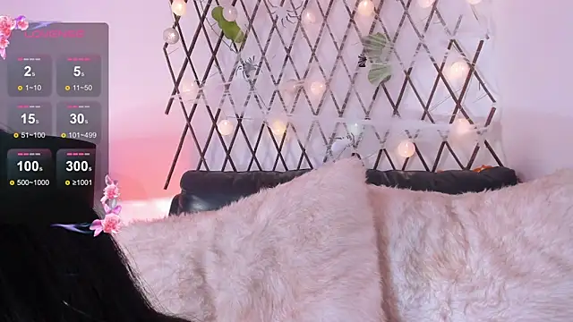 Hadid Jimenez  online show from October 30, 8:53 pm