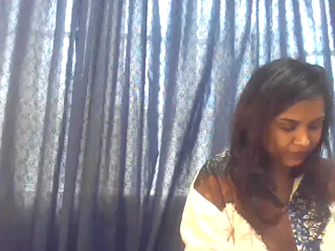 Snapshot of cute_indianxo chatting on October 17, 5:10 am cute indianxo online show from October 17, 5:10 am