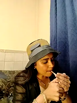 cute indianxo online show from April 17, 6:00 pm