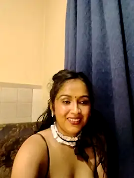 cute indianxo online show from April 20, 7:26 pm