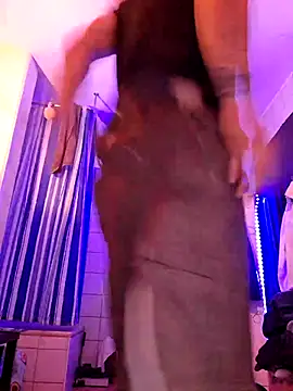 Snapshot of a7ex chatting on December 12, 5:20 am a7ex online show from December 12, 5:20 am