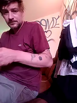 Snapshot of a7ex chatting on April 11, 12:09 pm a7ex online show from April 11, 12:09 pm