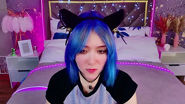 Snapshot of Ketrin_Jones chatting on February 12, 7:03 am Ketrin Jones online show from February 12, 7:03 am