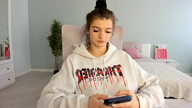 Snapshot of ghostrider0022 chatting on September 20, 8:26 am ghostrider0022 online show from September 20, 8:26 am