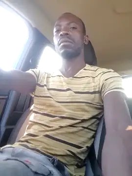 Snapshot of Pnice chatting on December 5, 1:09 pm Pnice online show from December 5, 1:09 pm